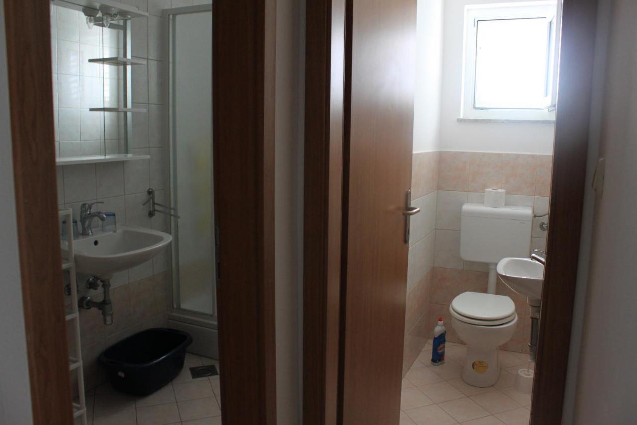 Apartman Leana Đảo Krk Ngoại thất bức ảnh